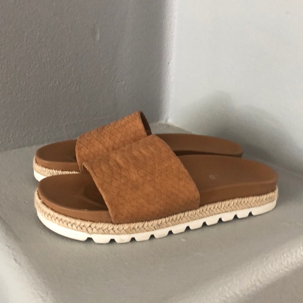 J/Slides NYC size 7.5 worn a few times